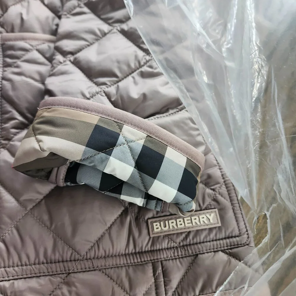 New Burberry quilted jacket - Picture 4 of 6
